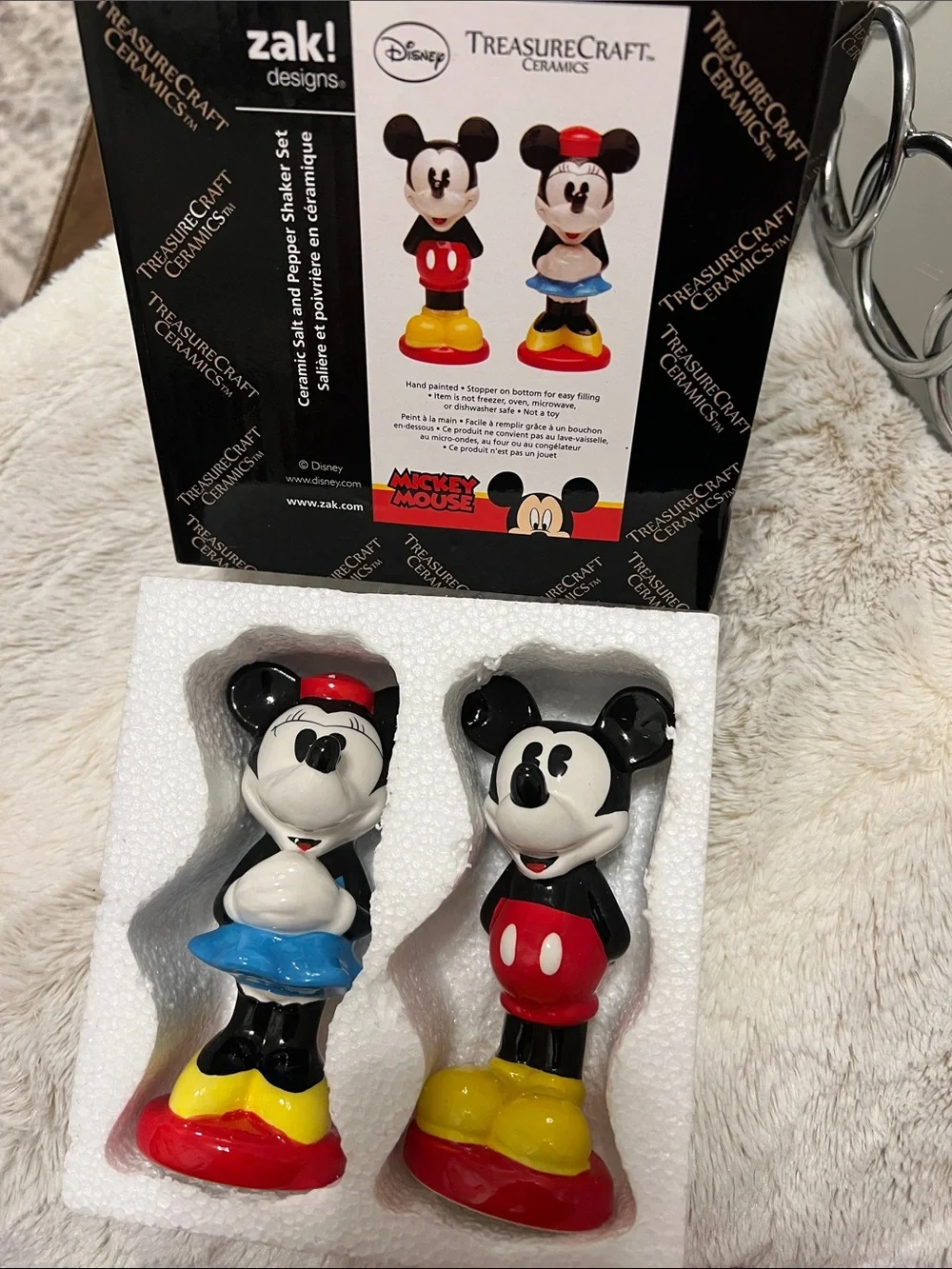Disney Mickey & Minnie Mouse Salt & Pepper Shaker